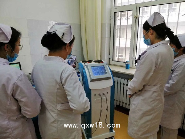 中頻綜合治療儀  中頻理療機 新農(nóng)合100%報銷設(shè)備