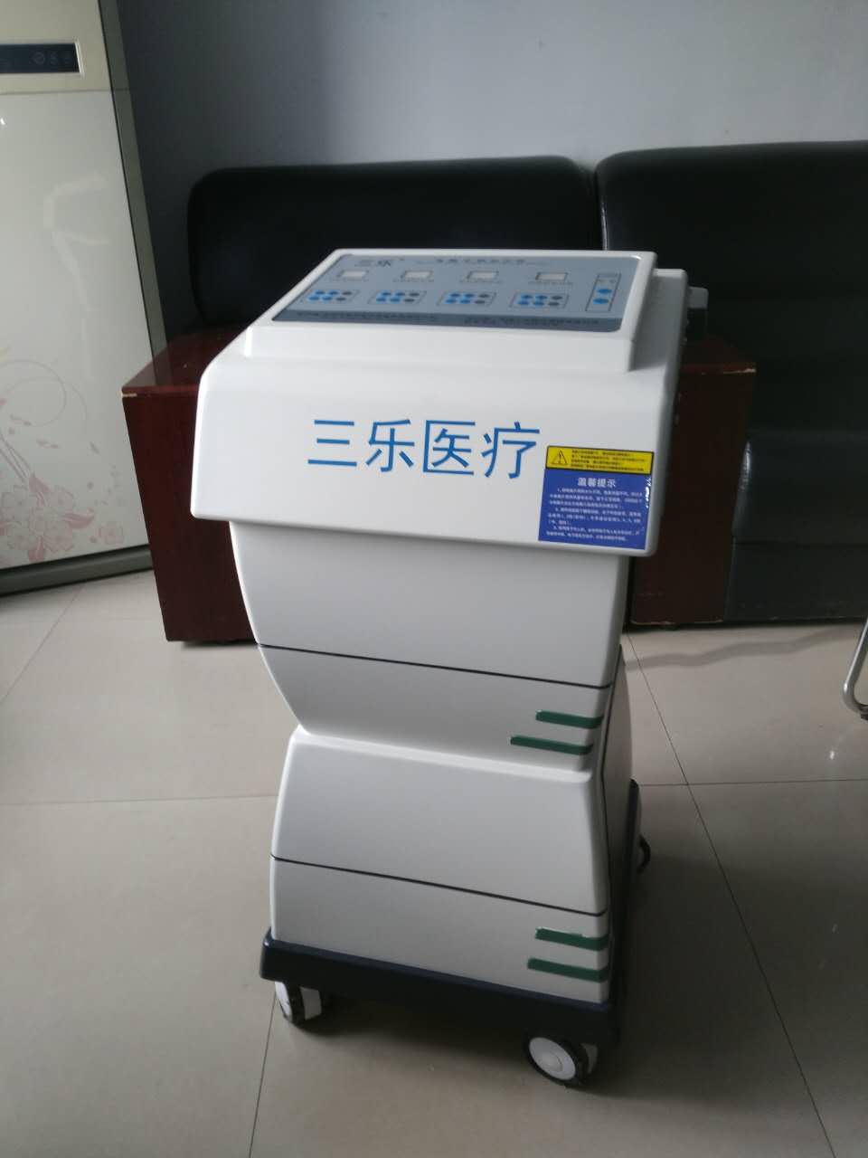 三樂(lè)推車.jpg